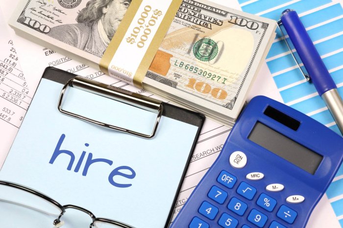 Free of Charge Creative Commons hire Image - Financial 11 Hire remote customer service agents